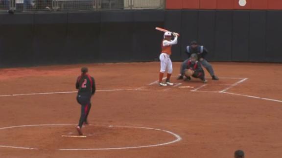 Texas Softball Wins Weekend Series against Texas Tech