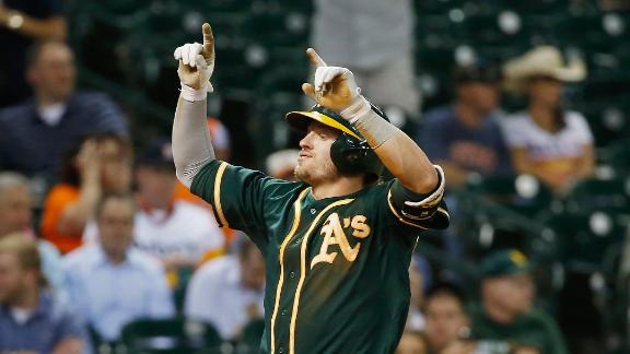 Clemens-Lowrie spat overshadows A's win