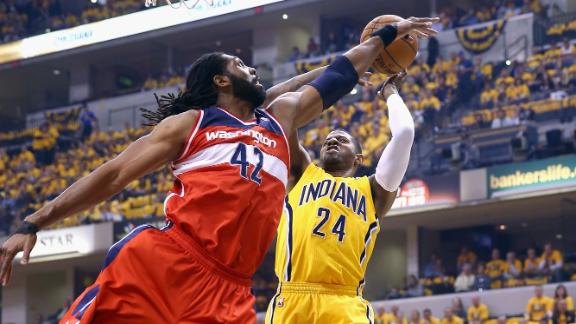 Pacers vets pull Roy Hibbert aside