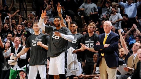 Spurs breeze past Blazers, close out series