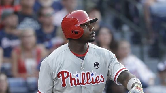 Howard's HR, 13th-inning RBI carry Phillies