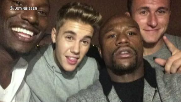 Browns' Manziel parties with pop star Bieber
