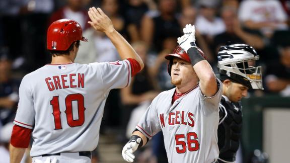 Angels sweep doubleheader vs. White Sox