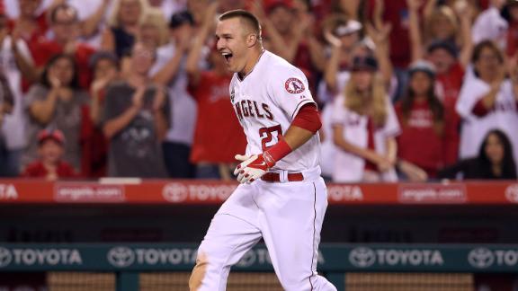 Trout walk-off HR caps Angels' comeback win