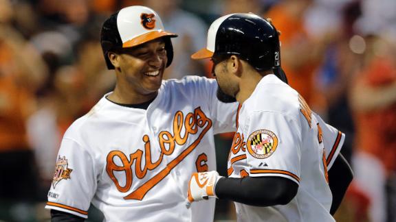 O's cruise with 5 HRs vs. Rays to snap skid