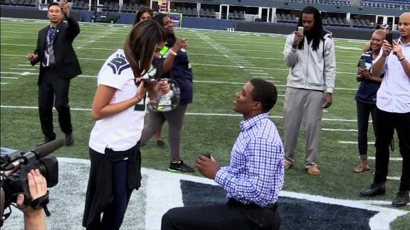 Deshawn Shead Of Seattle Seahawks Proposes To Girlfriend After Week 3 Win