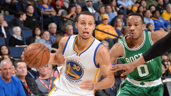 Curry, Warriors win 19th straight at home