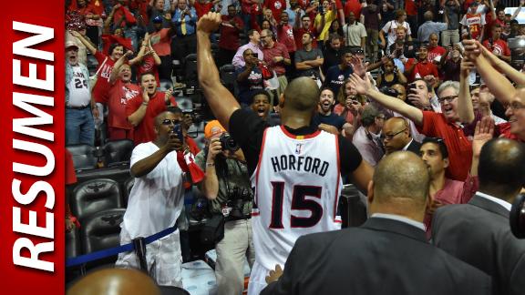 Horford pone a Hawks 3-2 en la serie