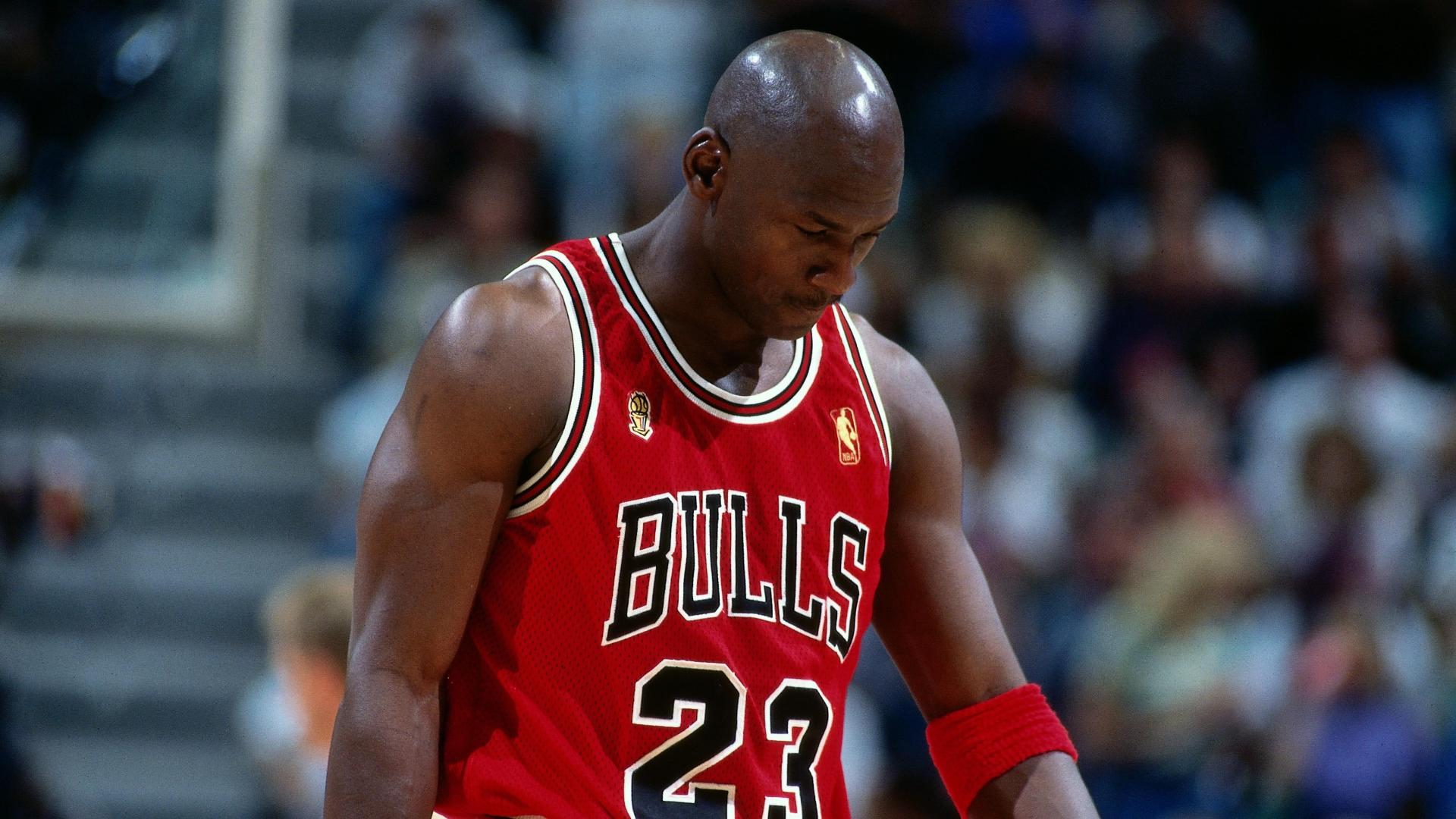 an analysis of micheal jordan Rhetorical analysis essay (rough draft) michael jordan has been featured in numerous gatorade commercials throughout his career and even in his retirements. an analysis of micheal jordan Rhetorical analysis essay (rough draft) michael jordan has been featured in numerous gatorade commercials throughout his career and even in his retirements.