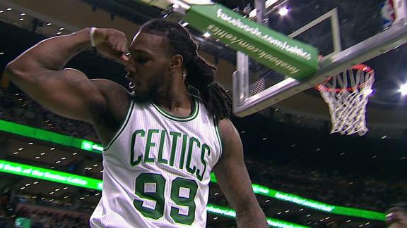 dm_170203_nba_Crowder_flexes_after_slam_over_Ingram.jpg