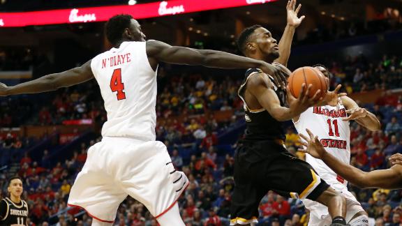 http://a.espncdn.com/media/motion/2017/0305/dm_170305_NCB_Wichita_State_v_Illinois_State_Highlight/dm_170305_NCB_Wichita_State_v_Illinois_State_Highlight.jpg