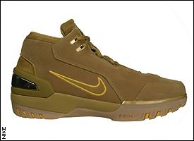 2004 lebron james shoes