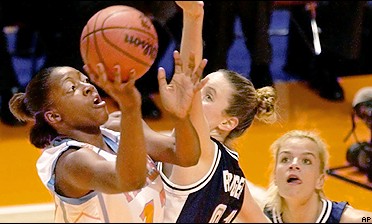 Gwen Jackson's 20 points led Tennessee past 'Nova and into the Final Four.