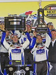 Jimmie Johnson (L) and Darian Grubb (R)