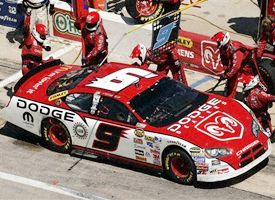 Kasey Kahne pit stop