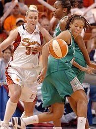 Katie Douglas, Seimone Augustus