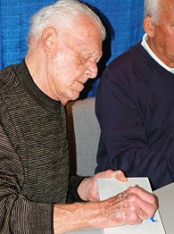 Dob Larsen