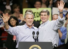President Bush, left, and Rep. Jim Ryun.