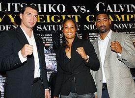 (L-R) IBF champion Wladimir Klitschko, Laila Ali and Calvin Brock