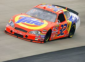 Travis Kvapil