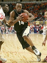 Carl Landry