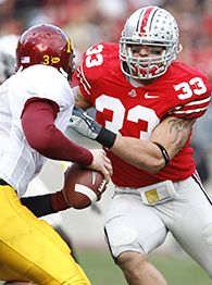 (33) James Laurinaitis