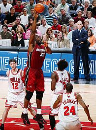 Shaqille O'Neal and Scott Skiles