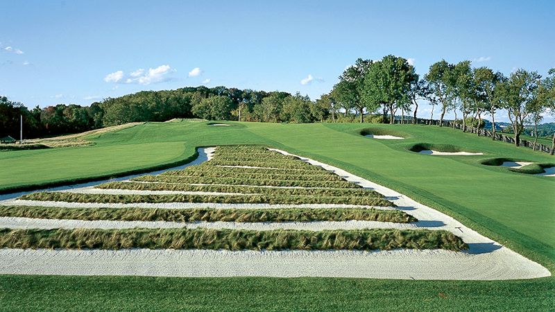 oakmont country club carriage