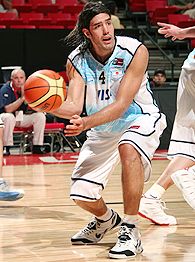 Luis Scola