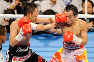 Daisuke Naito and Pongsaklek Wonjongkam