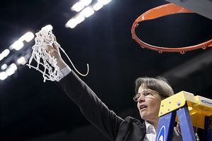 Tara VanDerveer