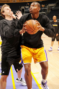 Andrew Bynum