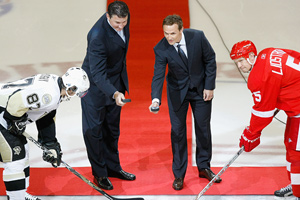 Mario Lemieux and Steve Yzerman