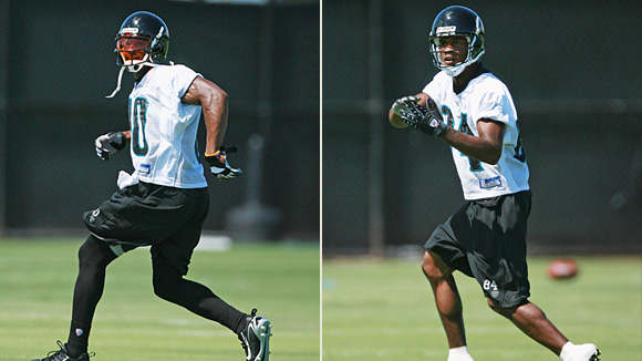 Jerry Porter (80) and Troy Williamson (84)