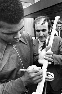Ali Signing