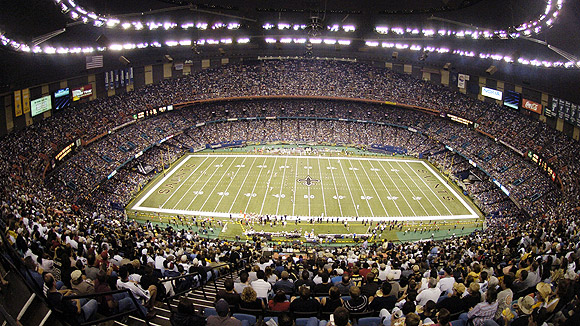 How many seats are in the mercedes benz superdome #5