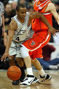 Sharaud Curry
