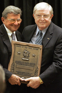 Joe Paterno, Grant Teaff