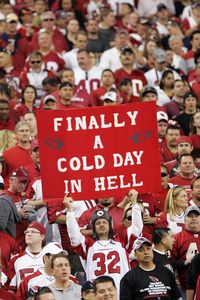Cardinals fan sign