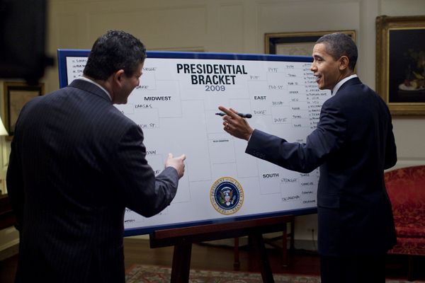 http://a.espncdn.com/photo/2009/0317/ncb_e_obama-bracket01_600.jpg