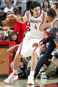 Luis Scola