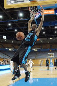 Derrick Favors