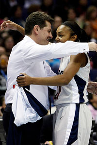 Renee Montgomery & Geno Auriemma