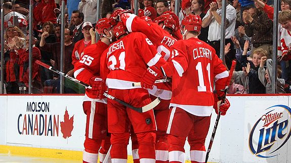 nhl_g_redwings_576.jpg