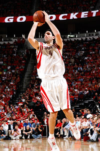 Luis Scola