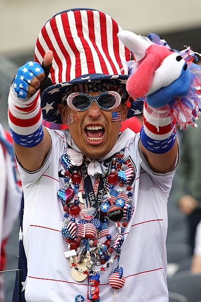 soc_g_usfans11_400.jpg
