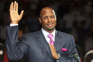 Alonzo Mourning has traded in his jersey, retired by the Heat in late March, for a business suit, as he becomes the team's vice president of player development.