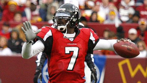 http://a.espncdn.com/photo/2009/0813/nfl_u_vick14_480.jpg