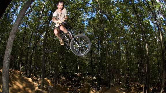 /photo/2009/0921/as_bmx_circuit4_576.jpg