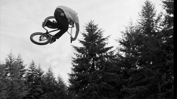 /photo/2009/1026/as_bmx_kcbadger_576.jpg